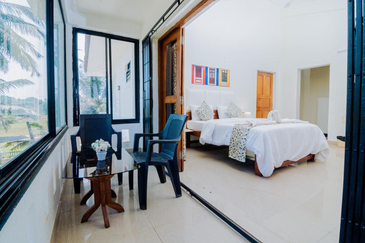 White House In Goa, Truly Amazing Experience Bed & Breakfast Saligao Exterior photo